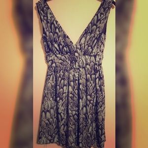 🌈Pretty deep-v mini dress